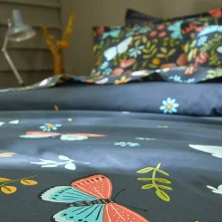 Linge de lit Envolée en coton à motifs papillons