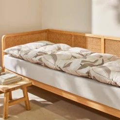 Long coussin de sol imprimé feuillage