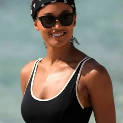 Maillot de bain 1 pièce uni gainant Ilaya