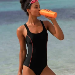 Maillot de bain 1 pièce uni Lohena, spécial maintien