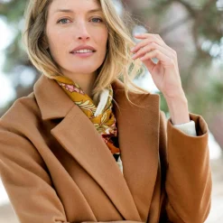 Manteau mi-long à col tailleur, boutonnage croisé