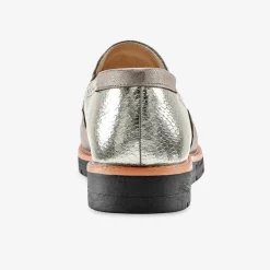 Mocassins compensés à franges et pompons