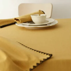 Nappe unie coton finition fantaisie