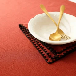 Nappe unie coton finition fantaisie