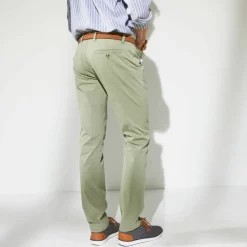 Pantalon chino ceinture arrondie sous le ventre