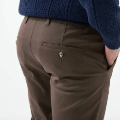 Pantalon chino élastiqué côtés