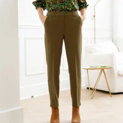Pantalon cigarette, fluide