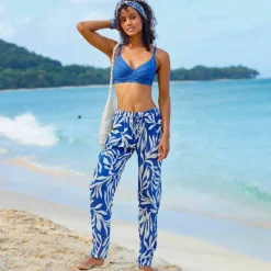 Pantalon droit imprimé, crépon fluide
