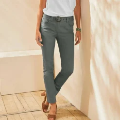 Pantalon droit, Spécial Petites