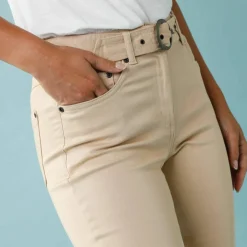 Pantalon droit, Spécial Petites