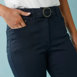 Pantalon droit, Spécial Petites