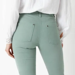 Pantalon droit stretch uni