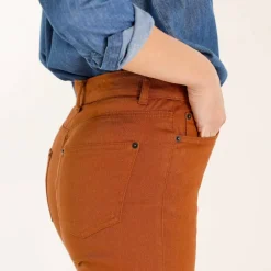 Pantalon fuselé couleur