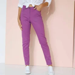 Pantalon fuselé couleur