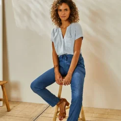 Pantalon fuselé, denim léger