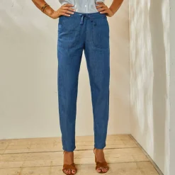 Pantalon fuselé, denim léger