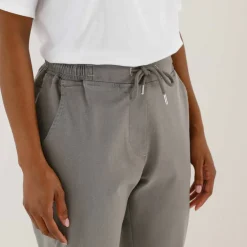 Pantalon jogpant maille effet jean, ceinture élastiquée