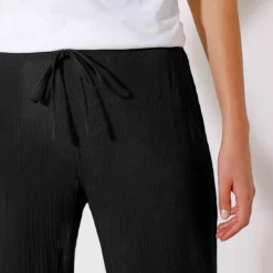 Pantalon large droit, crépon fluide