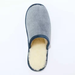Pantoufles mules velours.