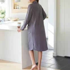Peignoir polaire boutonné