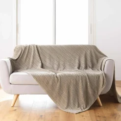 Plaid polaire reliéfé toucher peluche