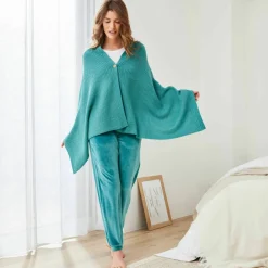Poncho couvre-épaules en maille