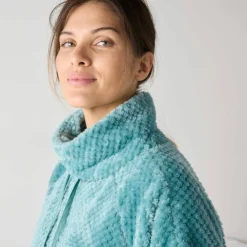 Poncho maille polaire texturée, col montant