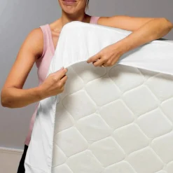 Protège matelas molleton bi-extensible absorbant
