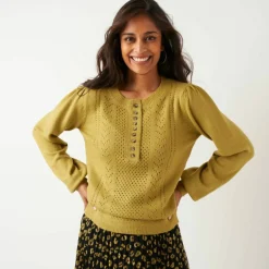 Pull ajouré col tunisien boutonné