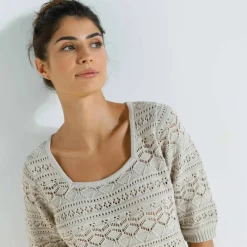 Pull col carré uni, maille ajourée