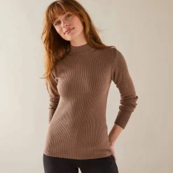 Pull col montant court, maille côtelée