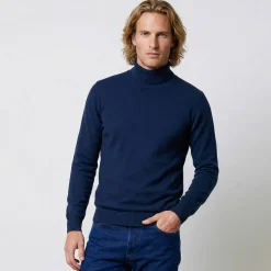 Pull col roulé en laine mélangée