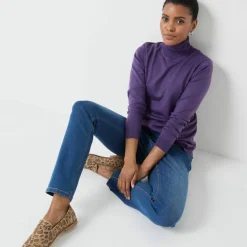 Pull col roulé, toucher doux