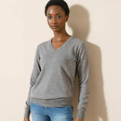 Pull col V, laine d'agneau