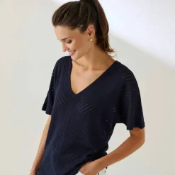Pull manches courtes maille ajourée effet chevron