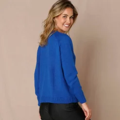 Pull épaule boutonnée bijoux