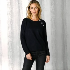 Pull épaule boutonnée bijoux