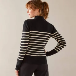 Pull rayé col montant, maille côtelée