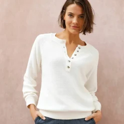 Pull uni col tunisien boutonné