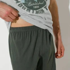 Pyjama short col V contrasté manches courtes