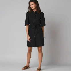 Robe-chemisier en coton uni, à manches coudes en broderies anglaises