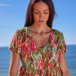 Robe col V longue imprimée, crépon