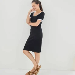 Robe courte bicolore, manches courtes