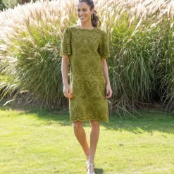 Robe courte broderie anglaise