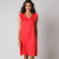 Robe courte col V unie, à mancherons volantés