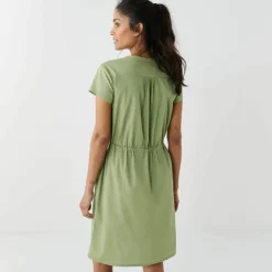 Robe courte col zippé