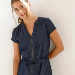 Robe courte col zippé, denim léger