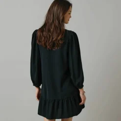 Robe courte volantée à nouettes, crêpe