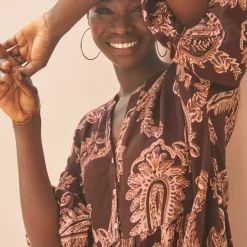 Robe imprimée col tunisien, manches boules