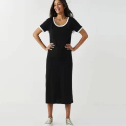 Robe longue bicolore, manches courtes